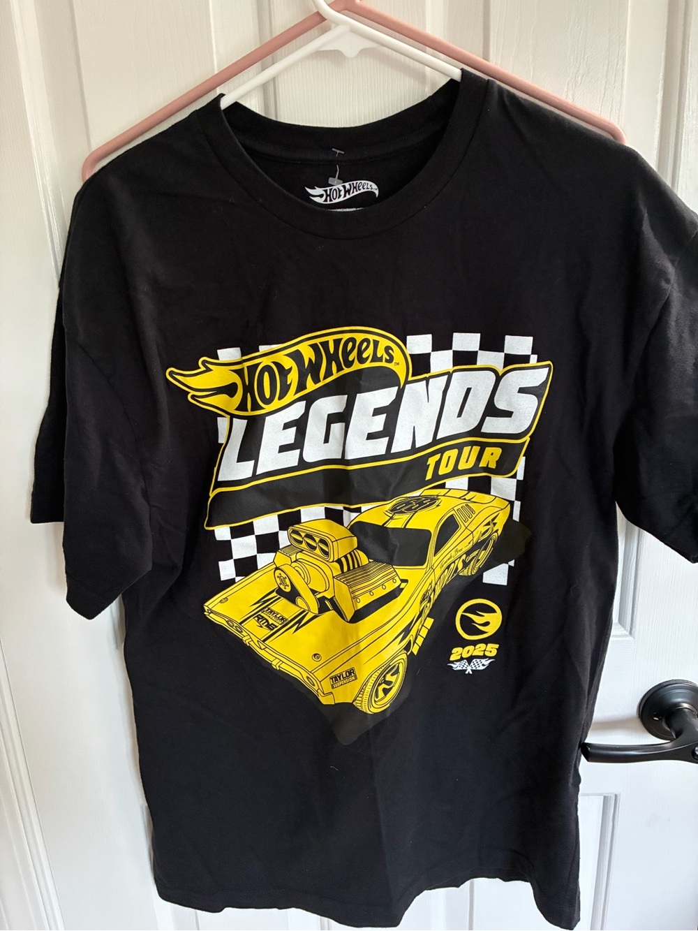 This is an official Hot Wheels Legends Tour 2025 Graphic T-Shirt. Large